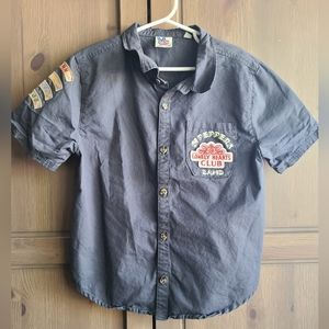 Boys The Beatles Button Up Shirt by Junk Food Size Medium (8)